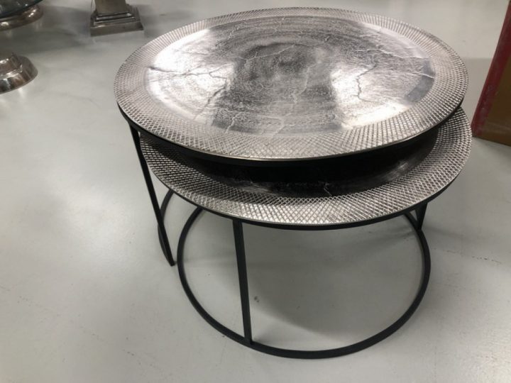 einzug couchtisch silber rund