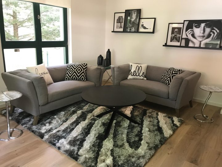 photoatelier braunes sofa welche wandfarbe