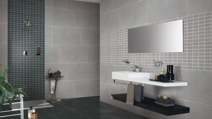 ansammlung bad graue fliesen