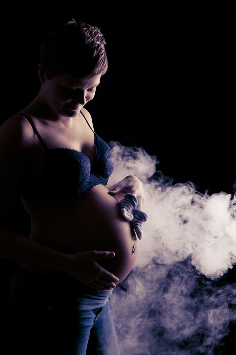 Babybauchfotos / Schwangerschaftsfotografie - New-School-Photos verwandt mit Ausgefallene Schwangerschaftsfotos