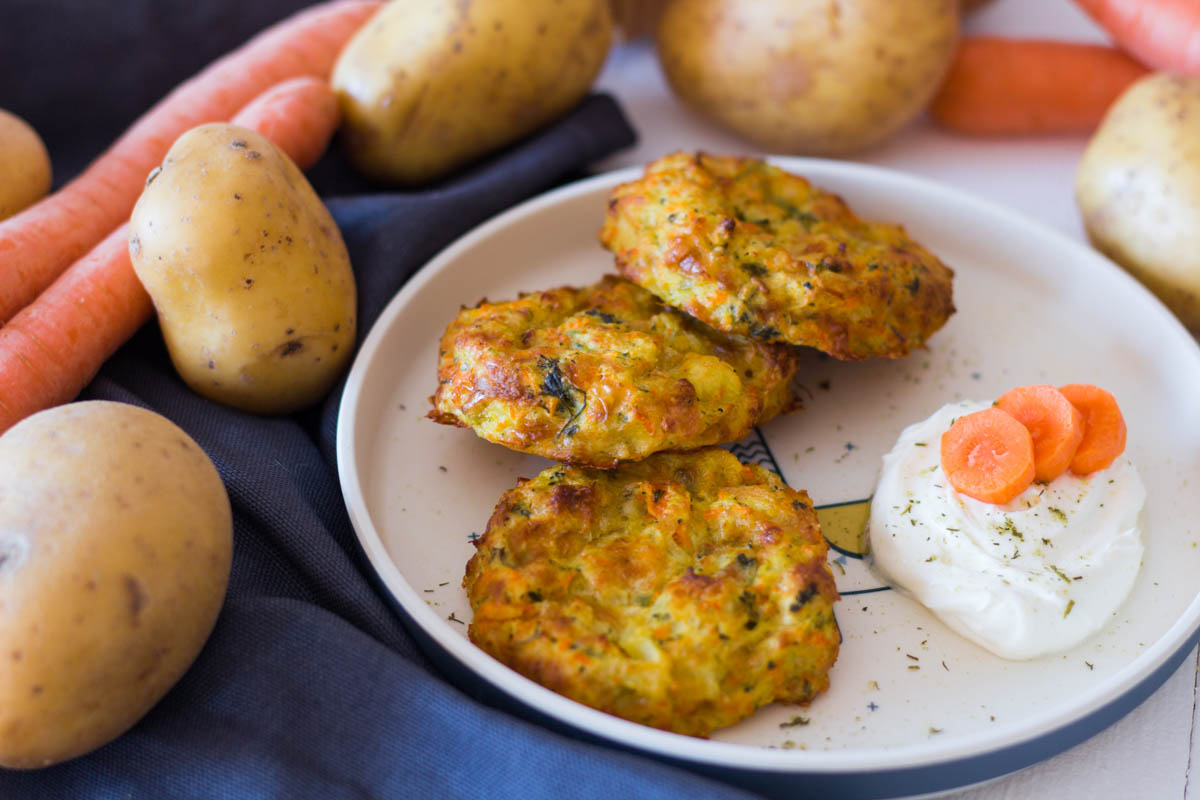 Gemüse-Kartoffel Taler - Leckeres Rezept Für Kinder bei Schnelles Mittagessen Für Schulkinder