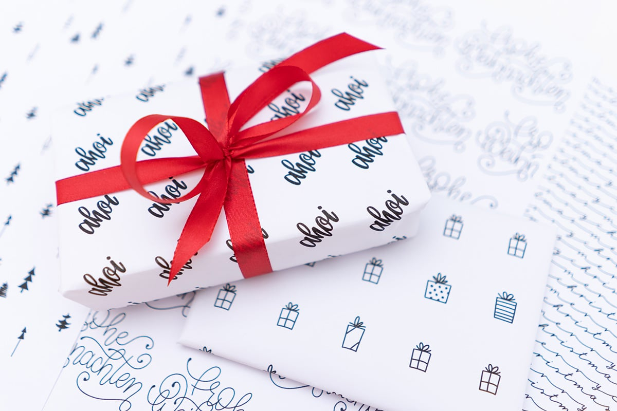 Geschenkpapier Zum Ausdrucken (Kostenlose Vorlagen) für Geschenkpapier Ausdrucken