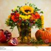 Herbstblumen Und -Kürbis Stockfoto. Bild Von Flora, Blume innen Kürbis Bilder Kostenlos