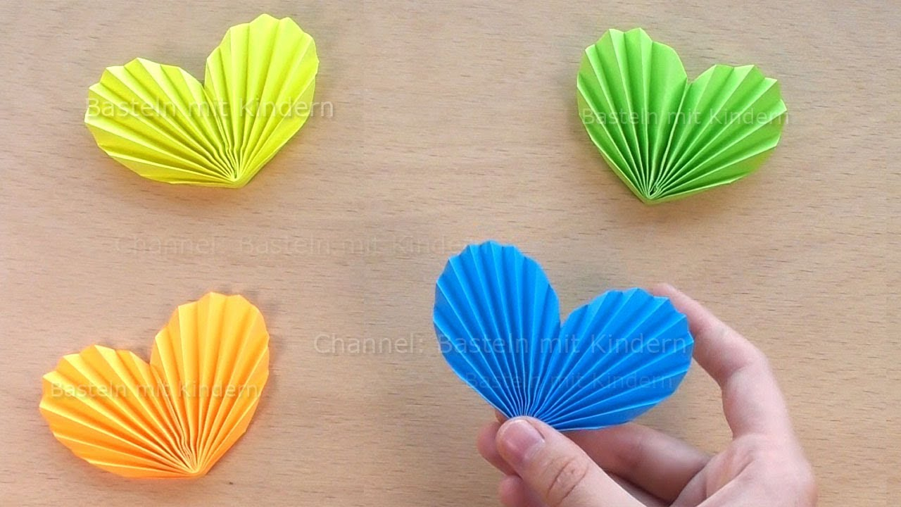 How To Make An Easy Paper Heart. Paper Heart Using Origami Paper ❤ Mother's  Day Crafts verwandt mit Bastelideen Für 8 Jährige Mädchen