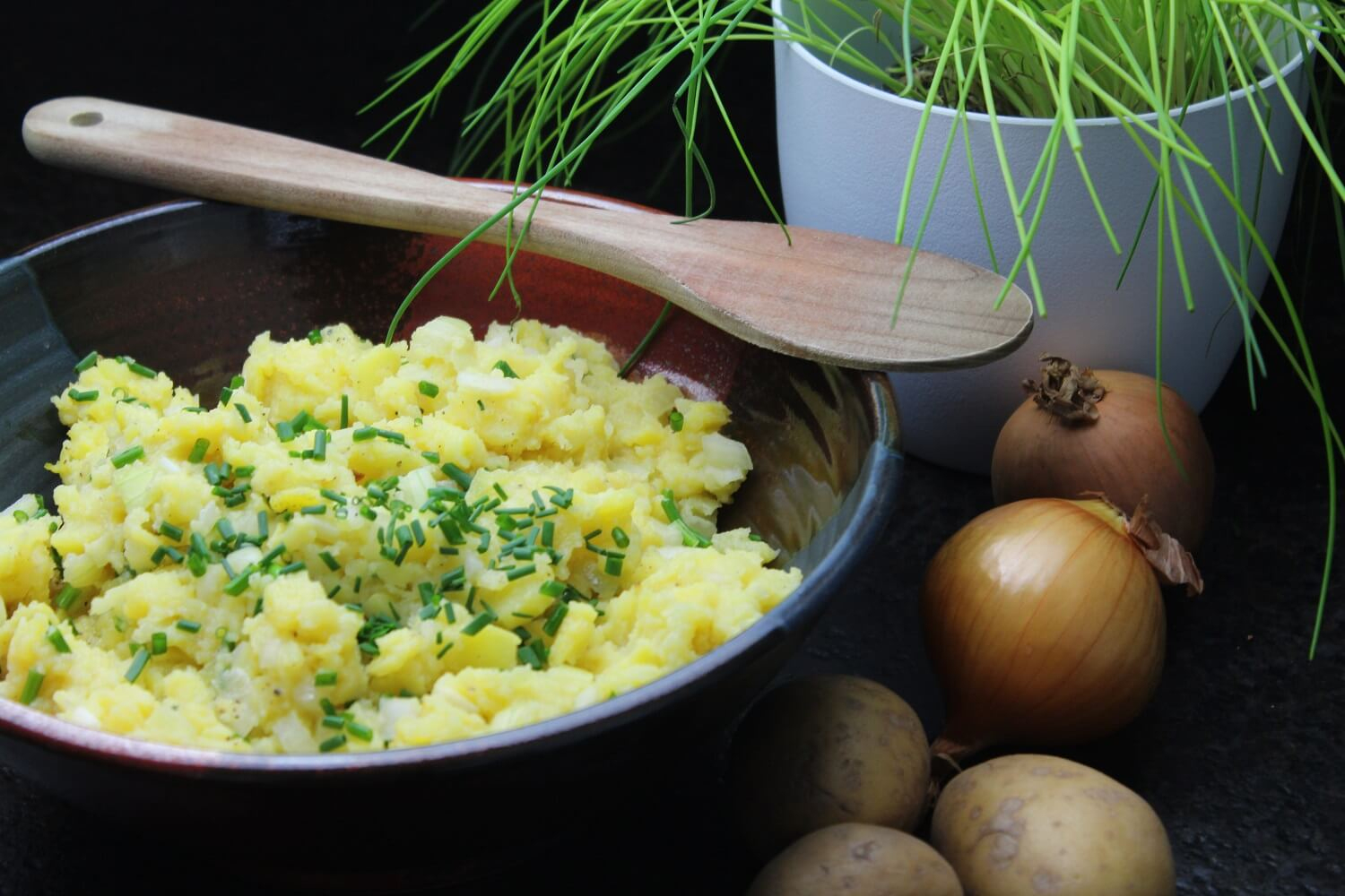 Kartoffelsalat Mit Essig Und Öl - Zu Braten, Gegrilltem Und Würsten in Rezept Für Kartoffelsalat Mit Essig Und Öl