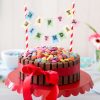 Kitkat-Torte: Kinderleichter Und Kunterbunter Geburtstagskuchen in Geburtstagstorten Bilder