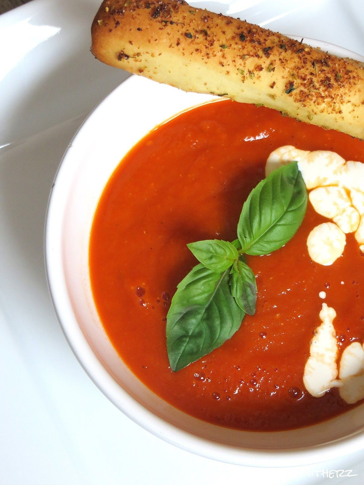 Ofengeröstete Tomatensuppe – Aromenzauber Pur (Mit Bildern in Einfache Tomatensuppe Mit Frischen Tomaten