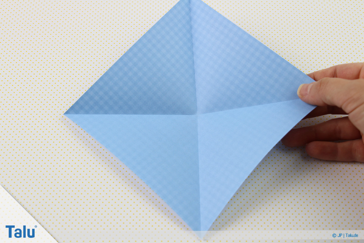Origami Boot | Schiff Basteln - Einfaches Schiffchen Falten innen Papierschiff Falten Quadratisches Papier