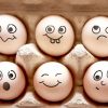 Pin Auf Yes bei Lustige Gesichter Auf Eiern