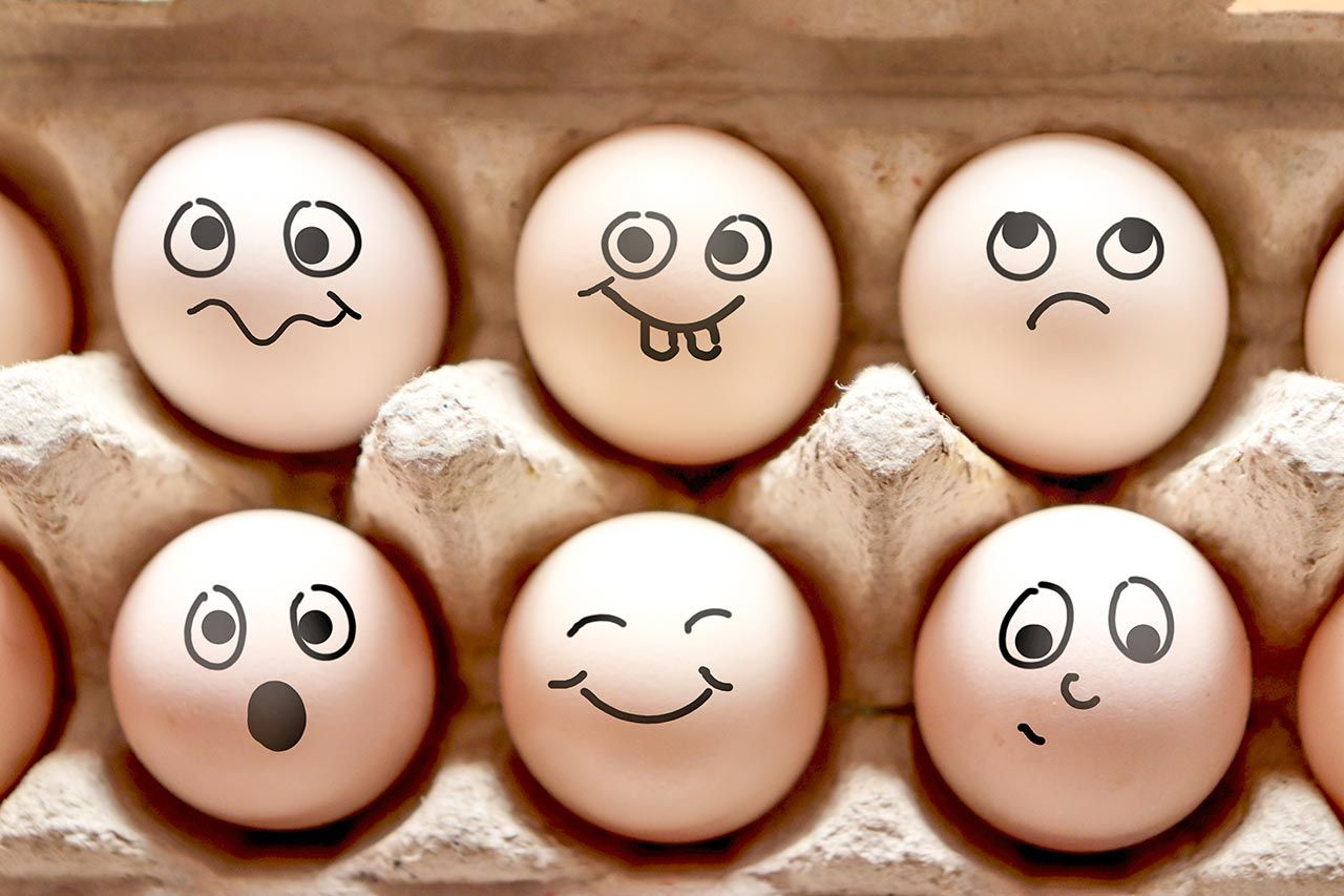 Pin Auf Yes bei Lustige Gesichter Auf Eiern