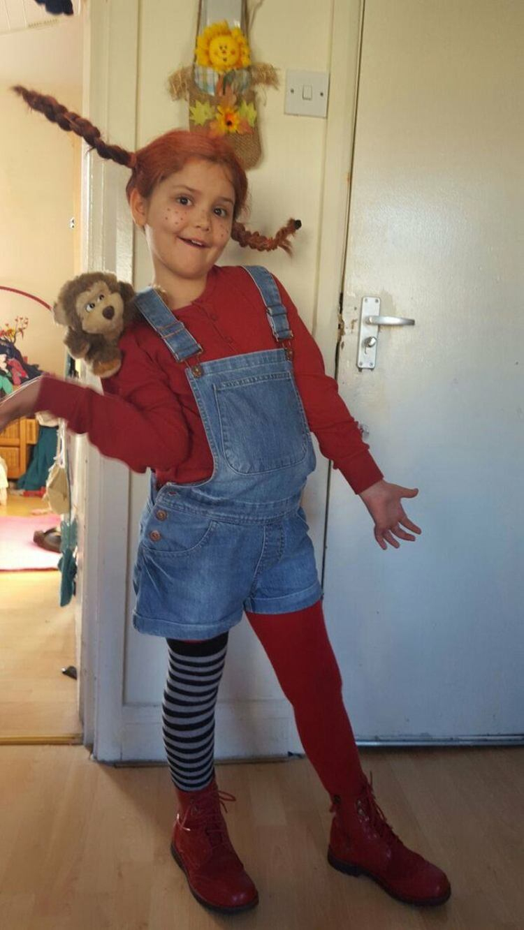 Pippi Langstrumpf Kostüm Für Den Fasching Basteln für Pippi Langstrumpf Schürze Erwachsene