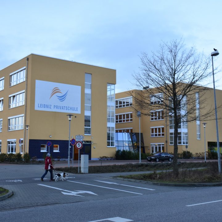 Privatschule In Elmshorn: Leibniz-Schule: Ein Abi-Jahrgang ganzes Leibniz Privatschule Elmshorn Erfahrungen