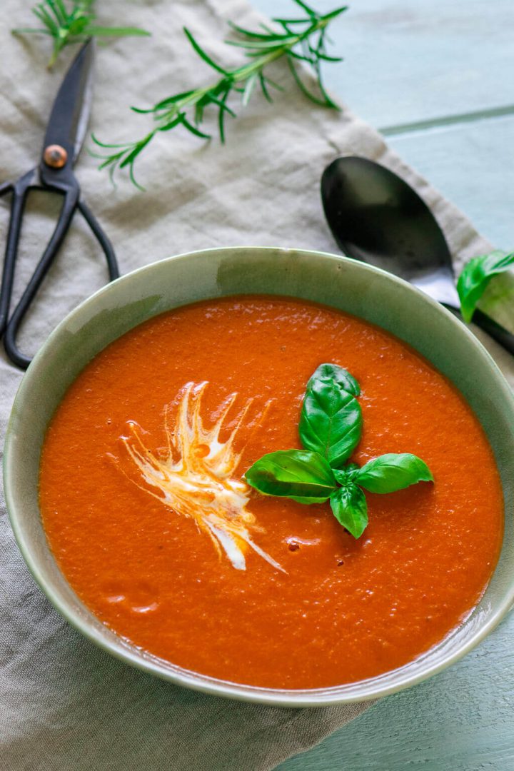 Super Einfach &amp; Aromatisch - Tomatensuppe Mit Gerösteten bei Einfache Tomatensuppe Mit Frischen Tomaten