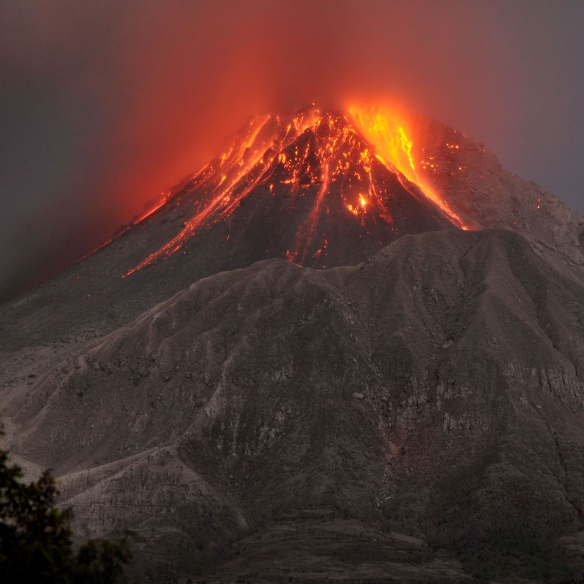 Vulkan-Rangliste: Die Heißesten Und Gefährlichsten Vulkane innen Wie Heißt Der Größte Vulkan Der Welt
