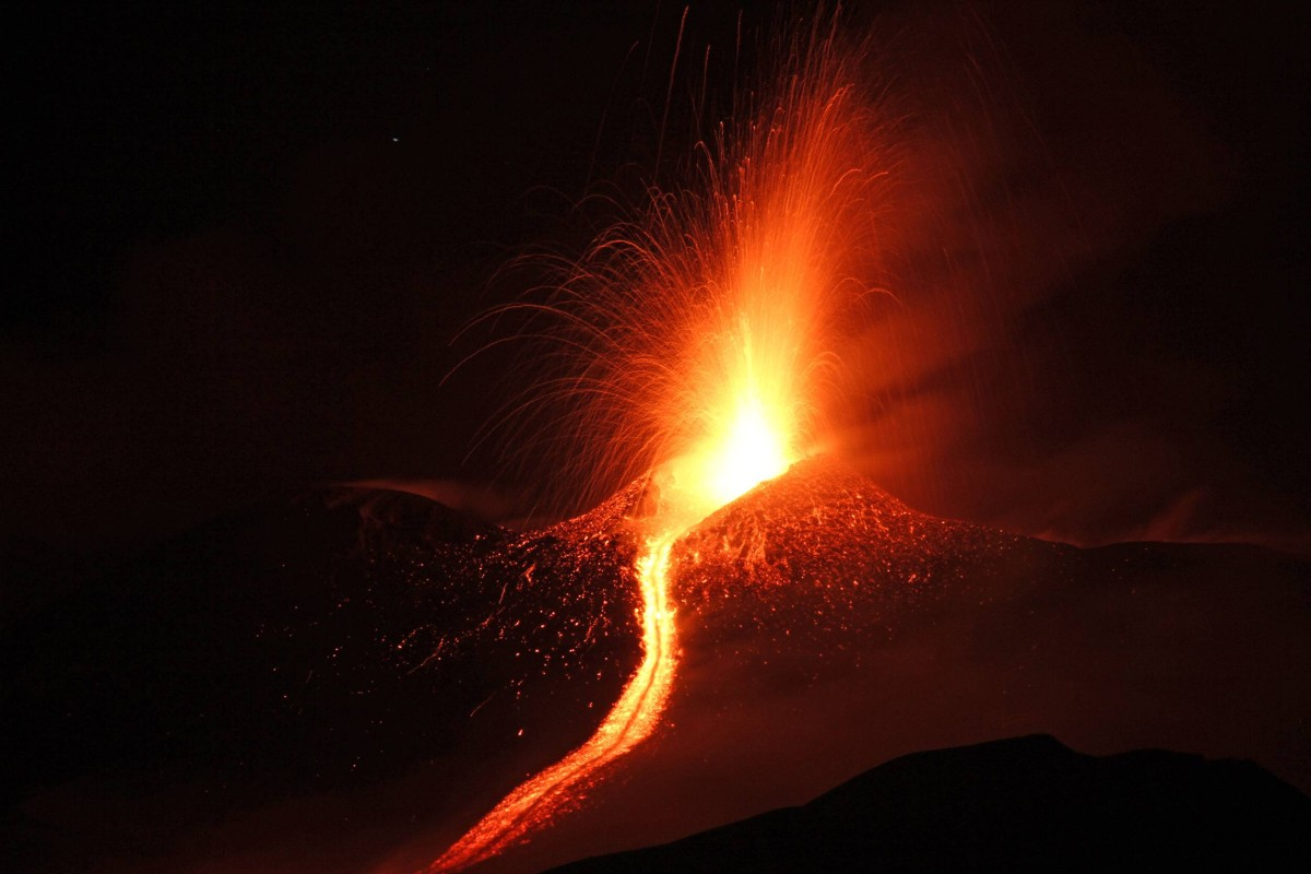 Wie Entsteht Ein Vulkan? So Kommt Es Zur Gewaltigen Eruption bei Was Passiert Bei Einem Vulkanausbruch