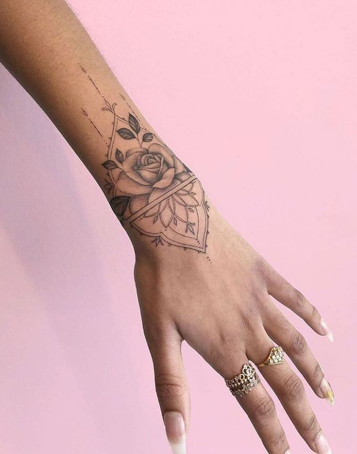 100 Süße Kleine Tattoo-Design-Ideen Für Sie Sinnvolle bei Kleine Süße Zeichnungen