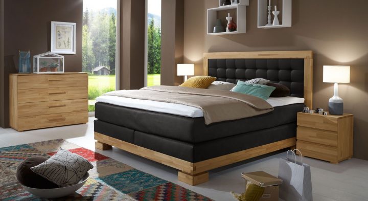 schlafzimmer mit boxspringbett