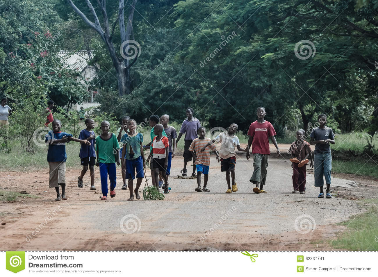 Gruppe Von Kindern, Afrika, Simbabwe Redaktionelles Foto bei Foto Von Kindern