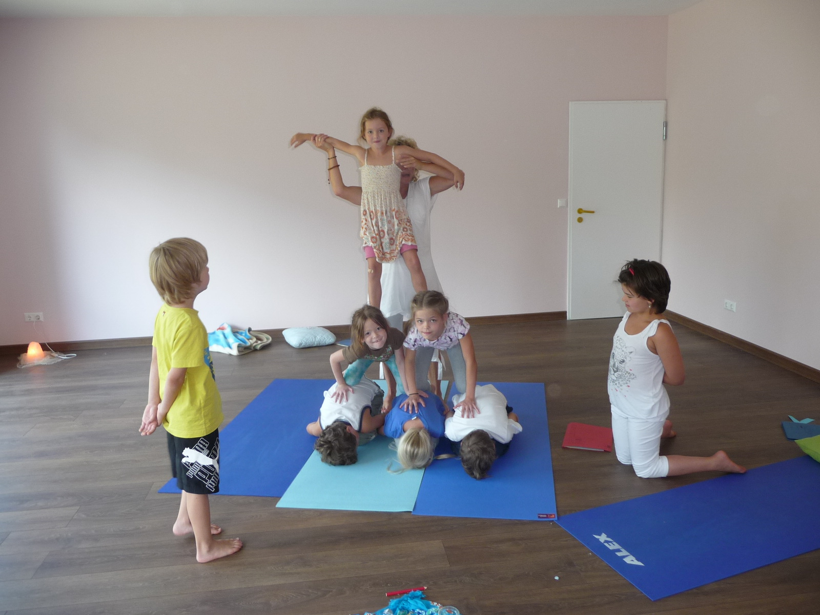 Kinder Yoga Ferien Camp - Leben Ohne Schmerzen für Kinder Yoga Bilder