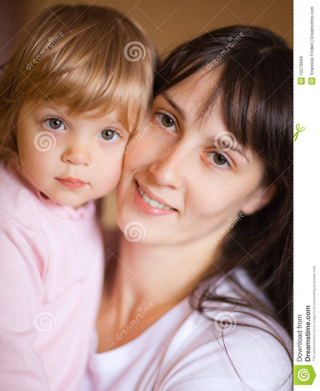 Mutter Mit Kind Stockfoto. Bild Von Kind, Mutter - 12279568 in Mutter Kinder Bilder