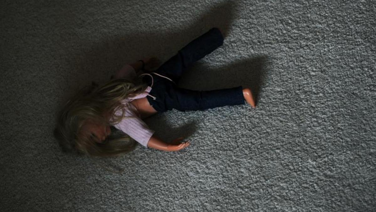 Online-Lernprogramm: Wie Kann Man Den Missbrauch Von für Misshandelte Kinder Bilder