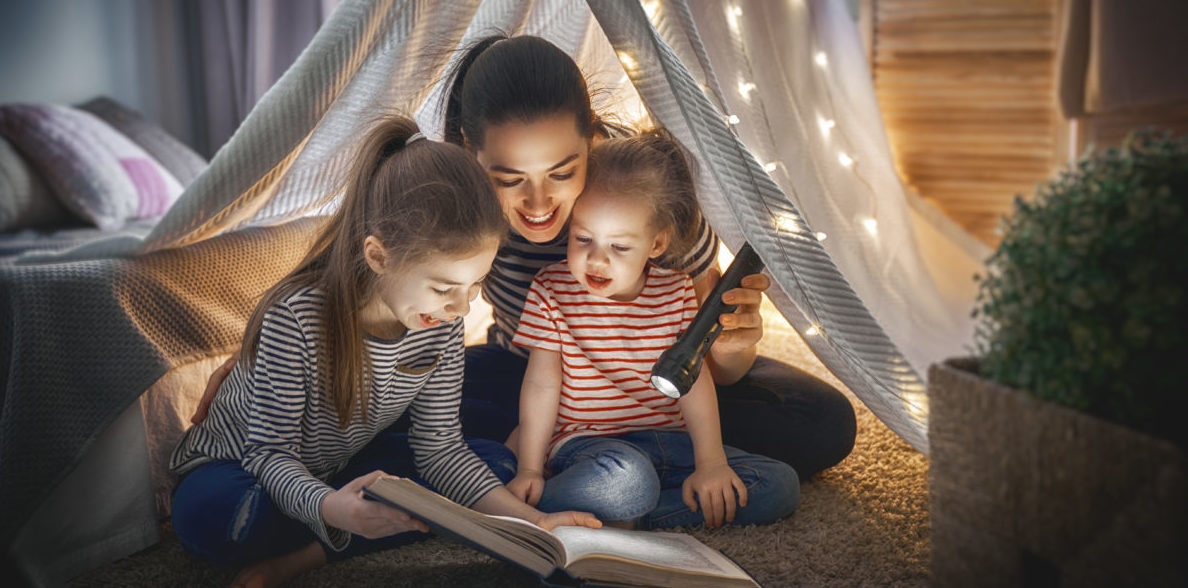 Warum Lesen Für Kinder So Wichtig Ist | Meinbaby123.De innen Mutter Kinder Bilder