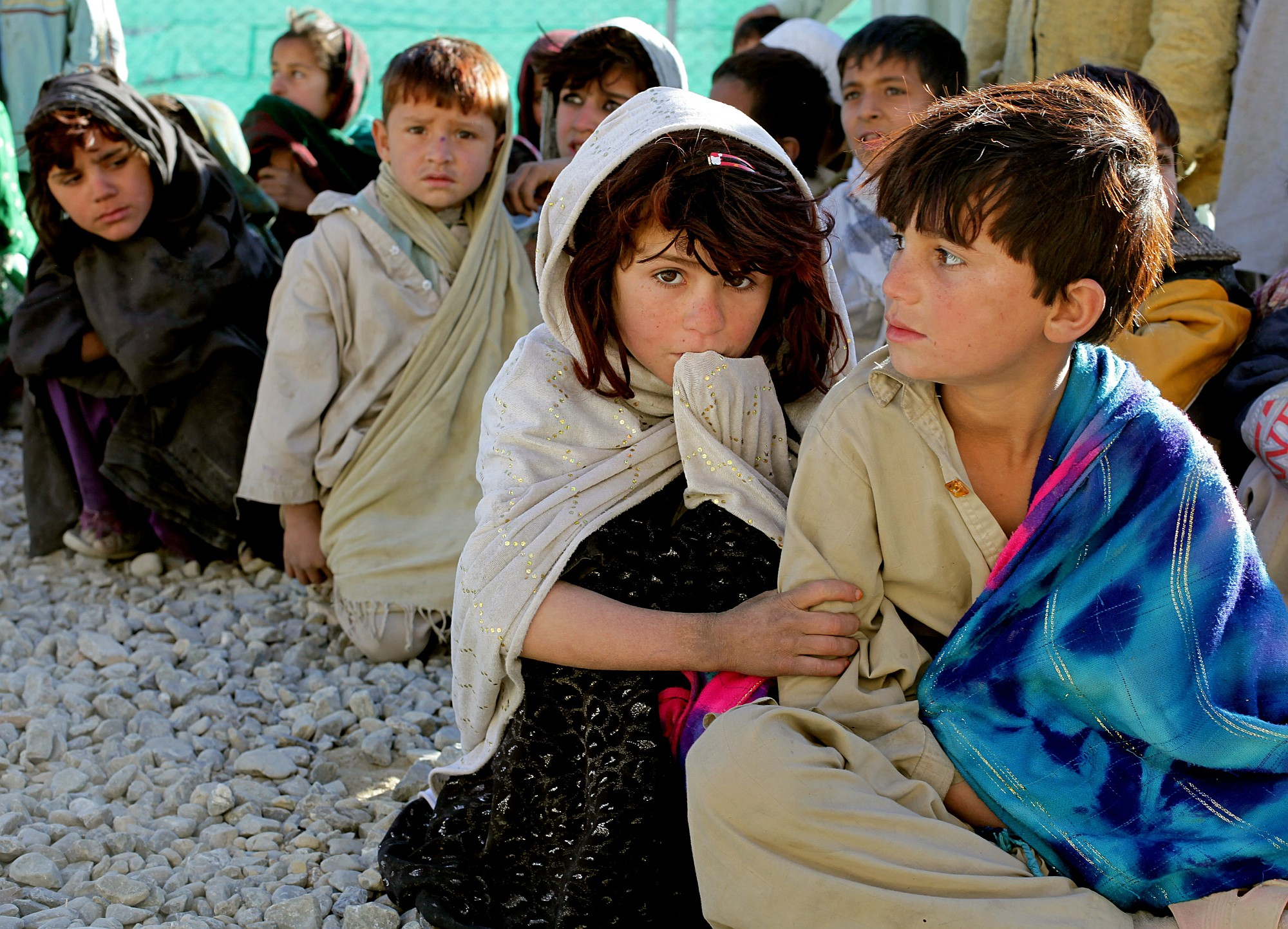Afghanische Frauen Leben Mit Ihren Schmerzen - Hbs Nrw Grüner Salon für Kinder Bilder Angesichts Des Krieges