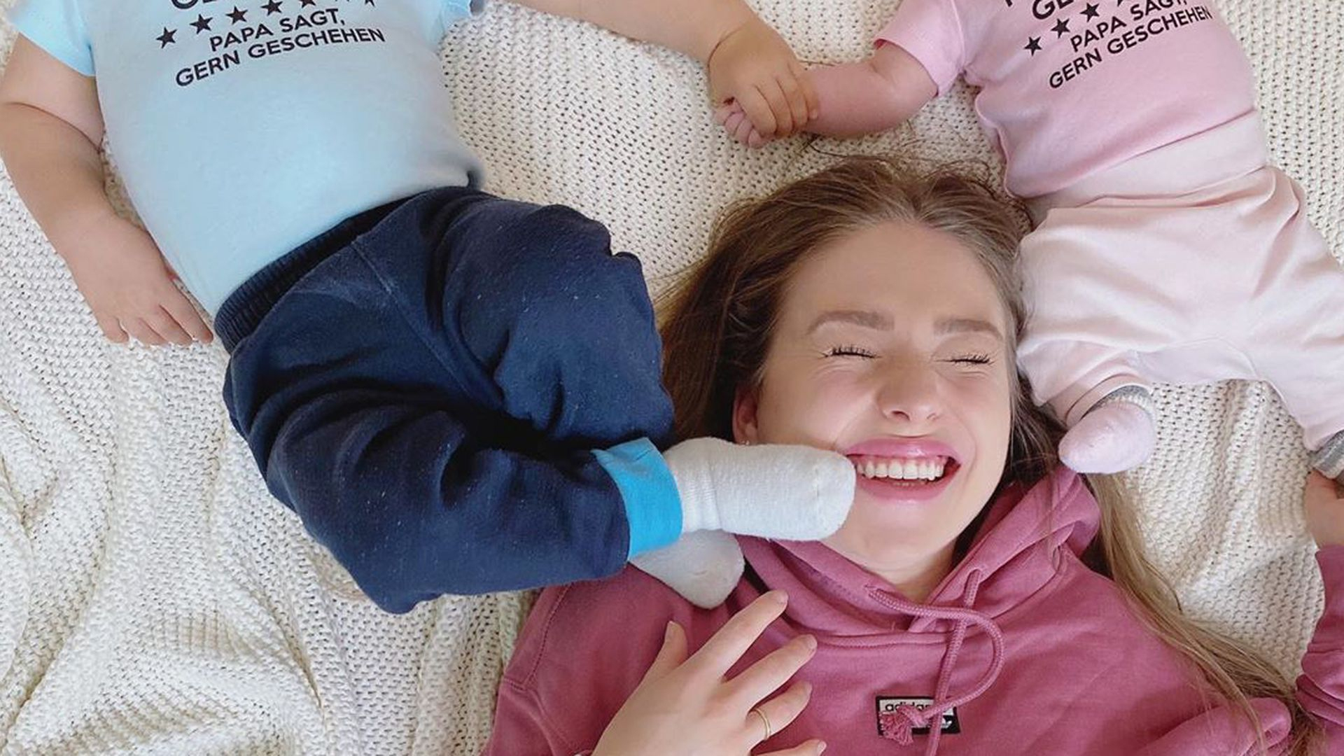 Bibi Claßen Gerührt: Erster Muttertag Als Zweifach-Mama | Promiflash.de ganzes Kinderbilder Auf Instagram