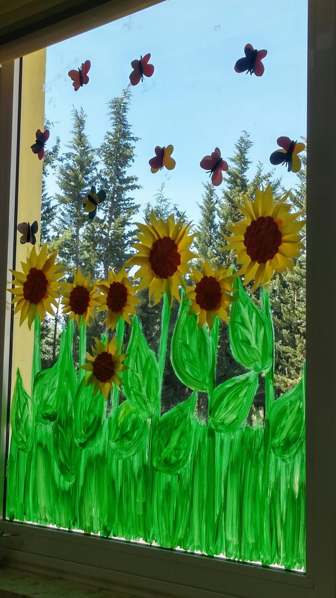 Fensterdeko Herbst #Fensterdekoherbst Sonnenblumen Fensterdeko In 2020 bestimmt für Frühling Kinder Bilder