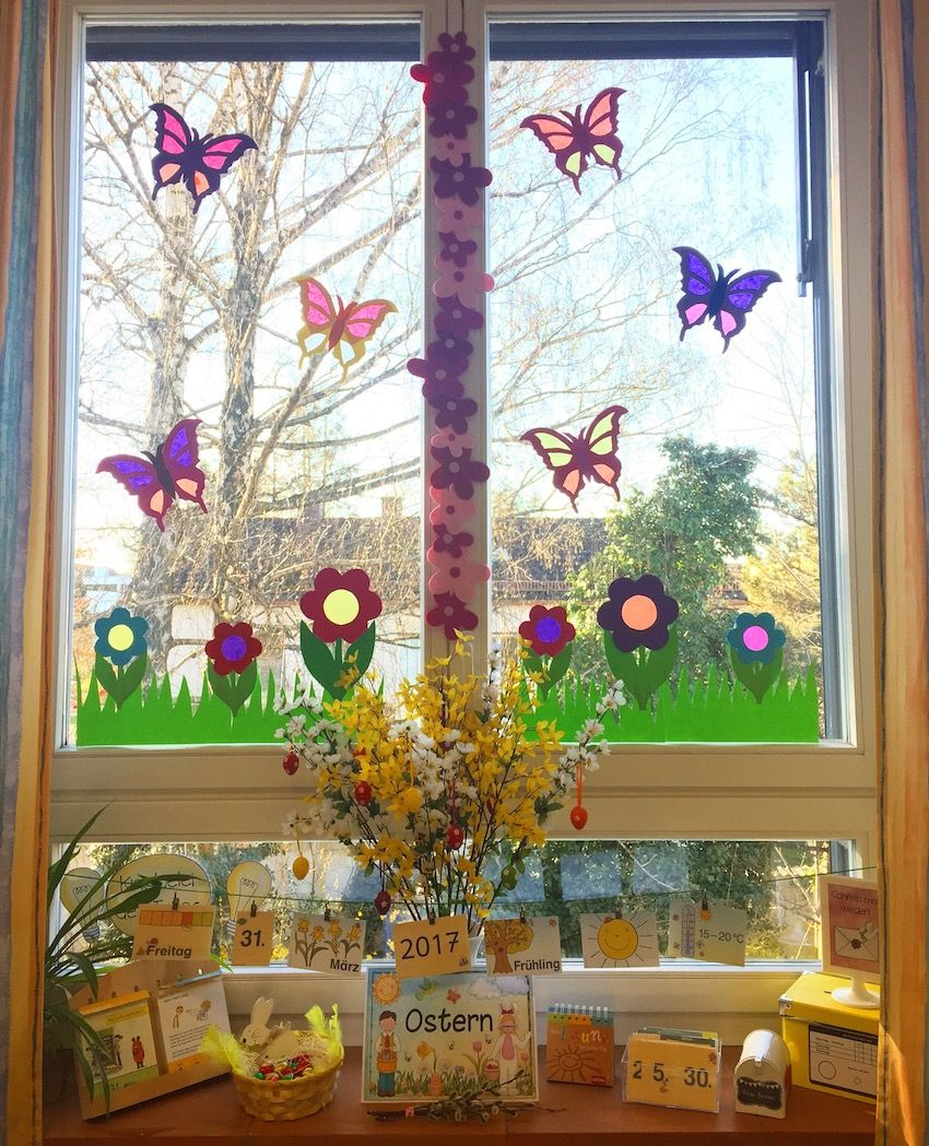 Frühling Im Klassenzimmer | Basteln Frühling Fensterdeko, Frühling innen Kinder Bilder Frühling