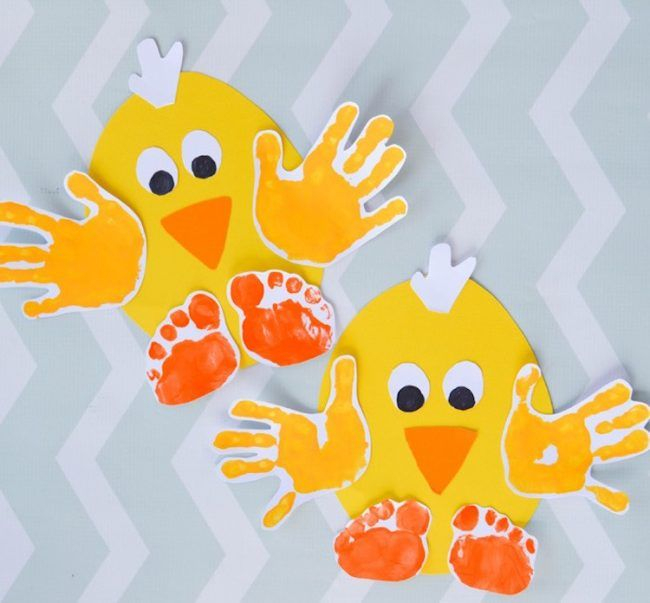 Handabdruck-Bilder-Kinder-Ostern-Kücken-Fuß-Hand | Easter Kids, Easter mit Kinder Bild Handabdruck