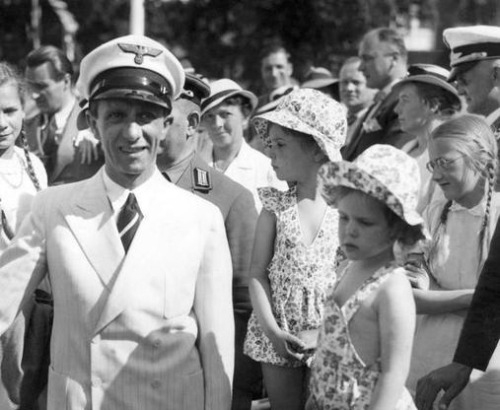 Hildegard Goebbels | Tumblr verwandt mit Göbbels Kinder Bilder
