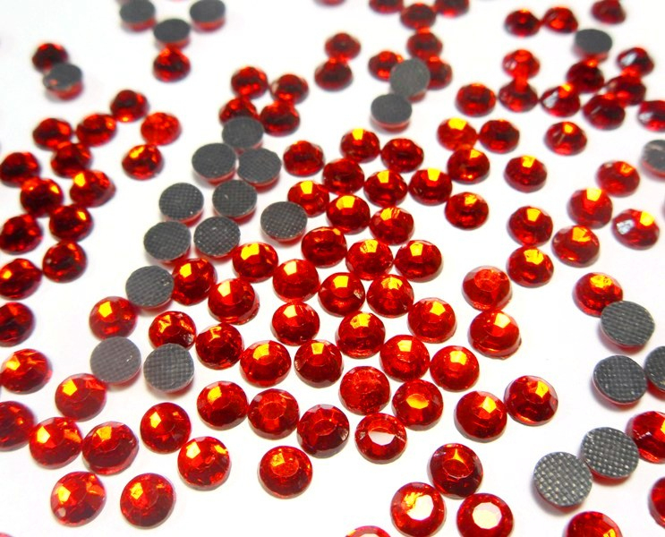 Hotfix Strasssteine Rot Feuerrot 6Mm Glas Strass Aaa Qualität Ss30 in 4 Bilder 1 Wort Lego Kinder Schule