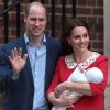 In Knallrot Präsentiert Sie Baby Nummer Drei | Herzogin Von Cambridge für Kate Und William Kinder Bilder