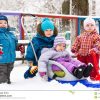 Kinder, Die Im Schnee Im Freien Spielen Stockfoto - Bild Von Zicklein in Bilder Kinder Im Schnee