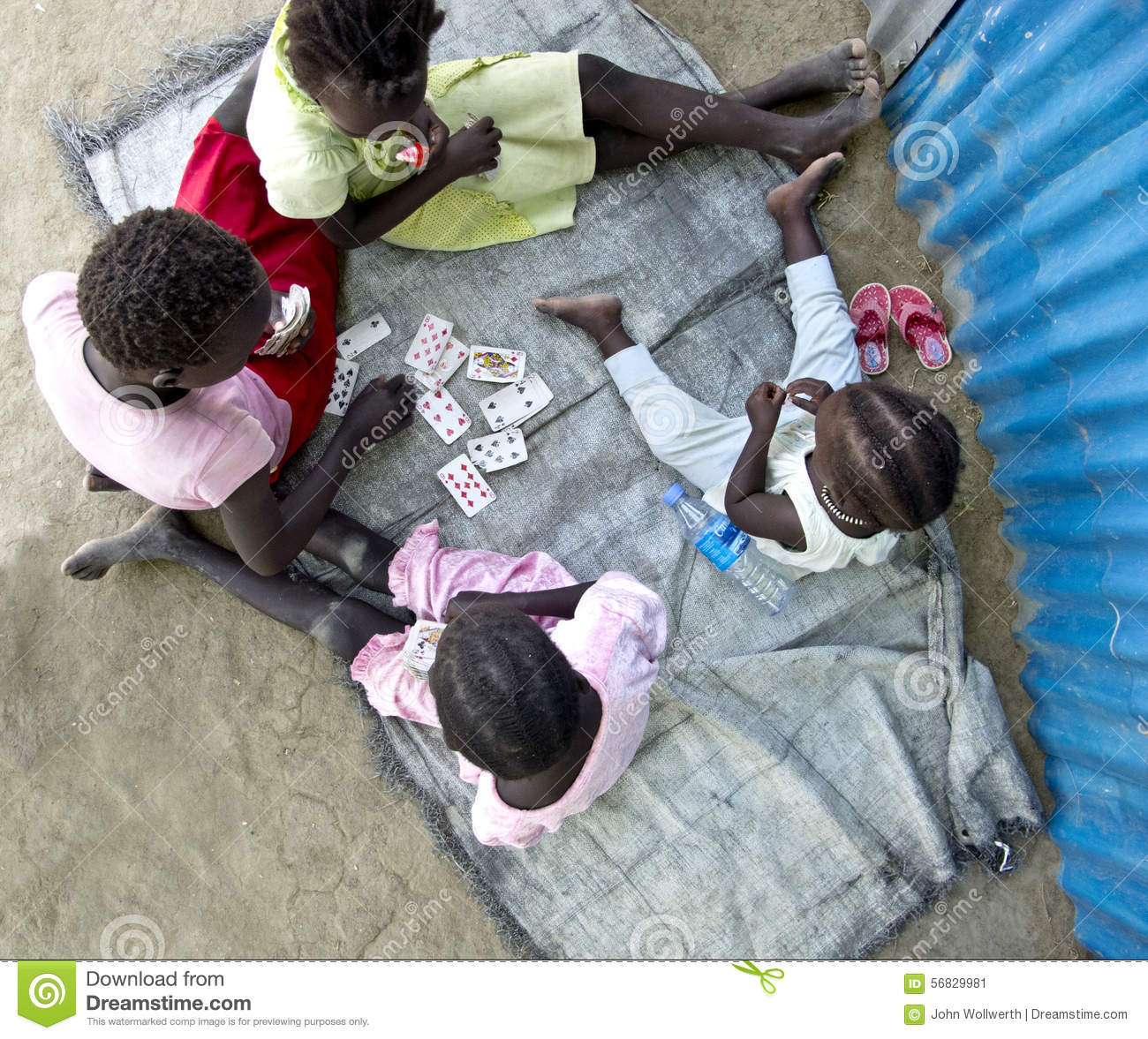 Kinder, Die Spiele In Afrika Spielen Redaktionelles Foto - Bild Von bestimmt für Kinder Bilder Mangels Deckung