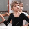 Kinder Lernen, In Den Ballett Barre Zu Tanzen Stockbild - Bild Von bestimmt für Kinder Tanzen Bilder