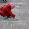 Kinder Malen In Der Straße | Stock Bild | Colourbox mit Kinder Bilder Entlang Der Straße