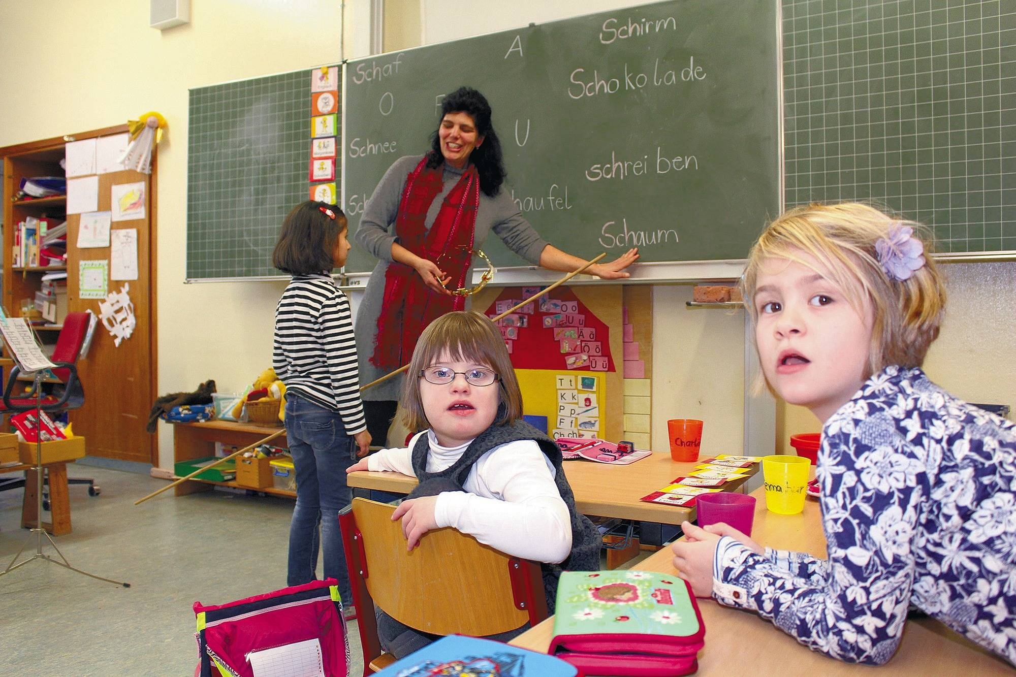 Ladenburg: Siebenjährige Mit Down-Syndrom Geht In &quot;Normale verwandt mit Kinder Bilder Ausserhalb Der Schule