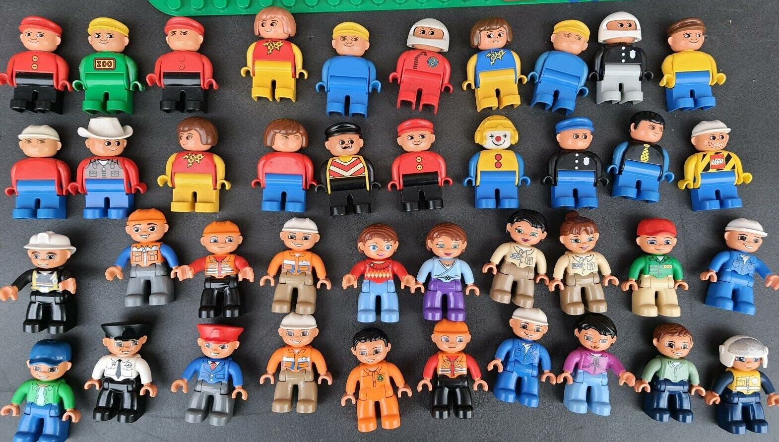 Lego Duplo Figuren Männer Kinder Bauarbeiter Oma Opa In Hessen ganzes Kinder Bilder Bei Ebay Kleinanzeigen