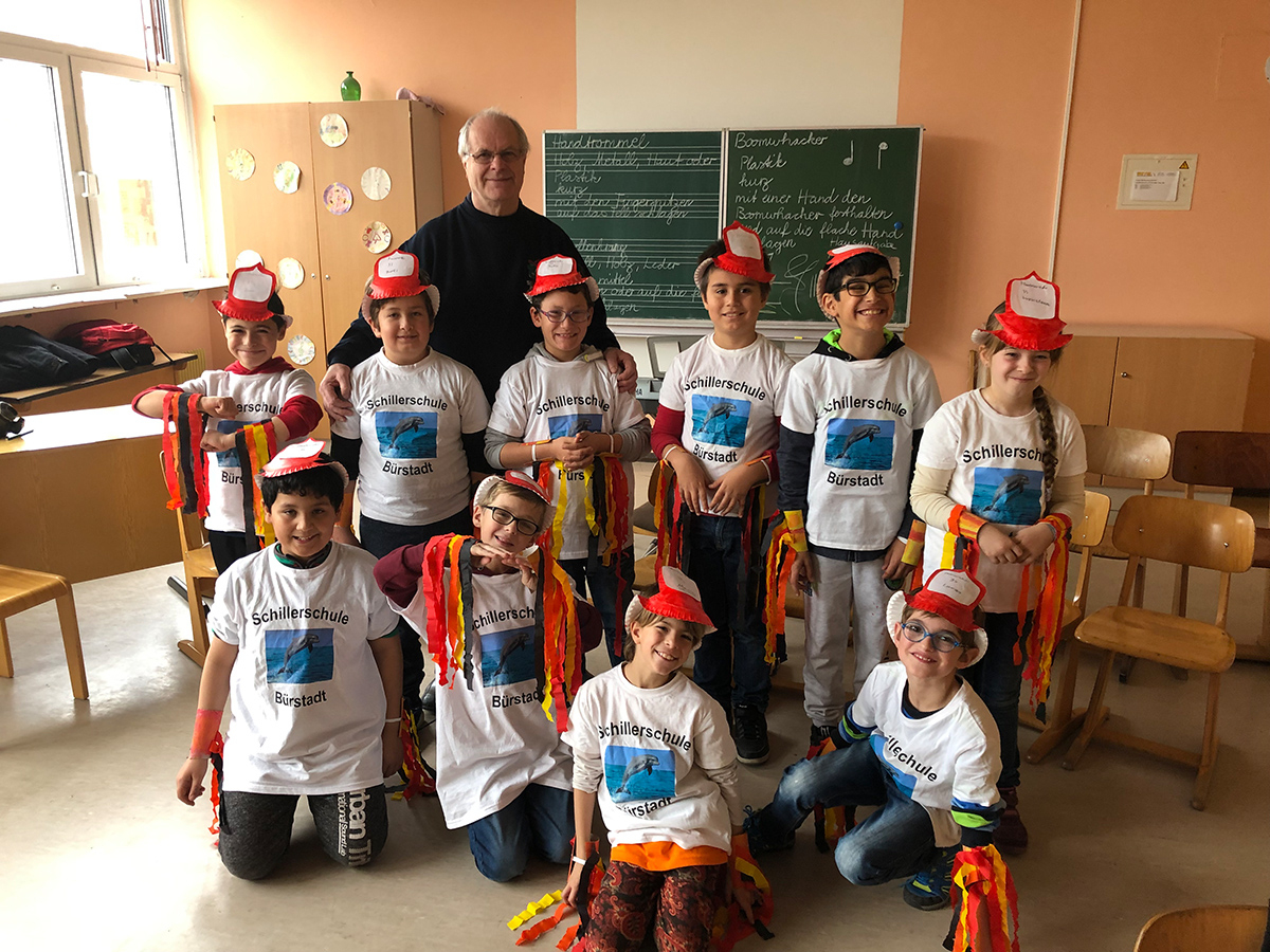 Mehr Feuerwehr In Der Schule : Tip-Verlag Lampertheim über Kinder Bilder Unterhalb Der Schule