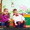 Nette Kinder Im Rollstuhl Im Kindergarten Für Kinder Mit Besonderen ganzes Kindergarten Bilder Preise