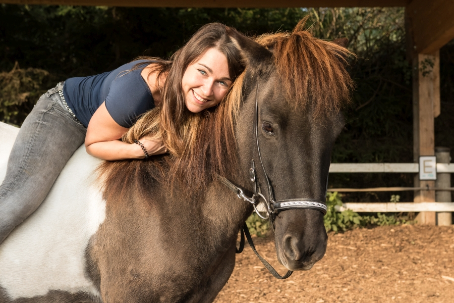 Neu! Reitstunden Für Erwachsene - Dippids - Psychotherapie &amp; Pferde mit Kinder Bilder Binnen Und Pferde