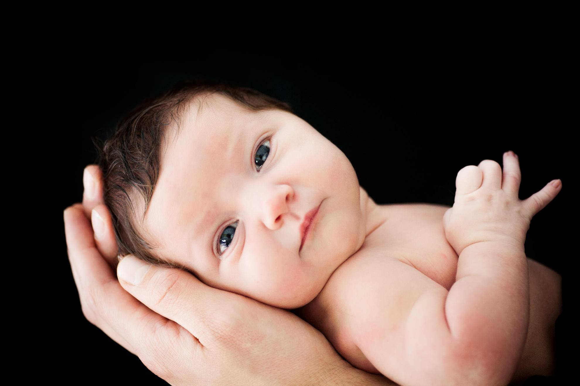Neugeborene | Babyfotograf Lübeck - Lichtwerk Fotostudio in Baby Im Bauch Bilder Für Kinder