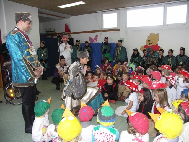 Prinzenpaar Bregenz 2013 - Kindergartenbesuche mit Kinder Bilder Samt Lied,