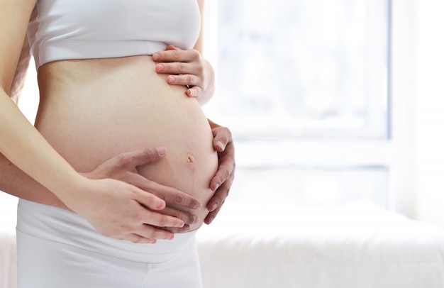 Vorfreude Baby Bauch Fällig Casual | Download Der Kostenlosen Fotos in Baby Im Bauch Bilder Für Kinder