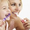 Zähne Putzen Ist Einfach, Bleiben Sie Mit Der Rot-Weiss-Technik Gesund in Karies Zähne Kinder Bilder