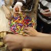„Zuckerfest&quot;, Das Islamische Fest Des Fastenbrechens | Politik Für bestimmt für Zahnspangen Für Kinder Bilder