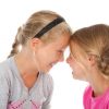 Zwei Mädchen, Die Zusammen Köpfe Lachen Stockfoto - Bild Von Kind über Kinder Lachen Bilder