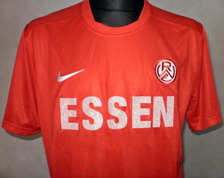 rot weiss essen trikot historie